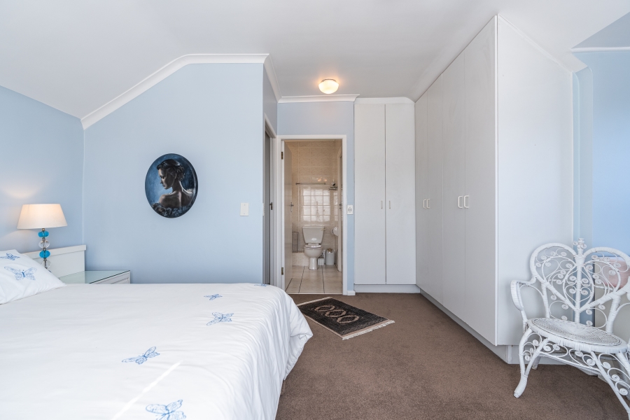 3 Bedroom Property for Sale in Pinelands Western Cape